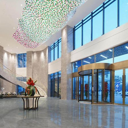 Park Inn By Radisson Nanchong Yilong Star City Plaza Extérieur photo